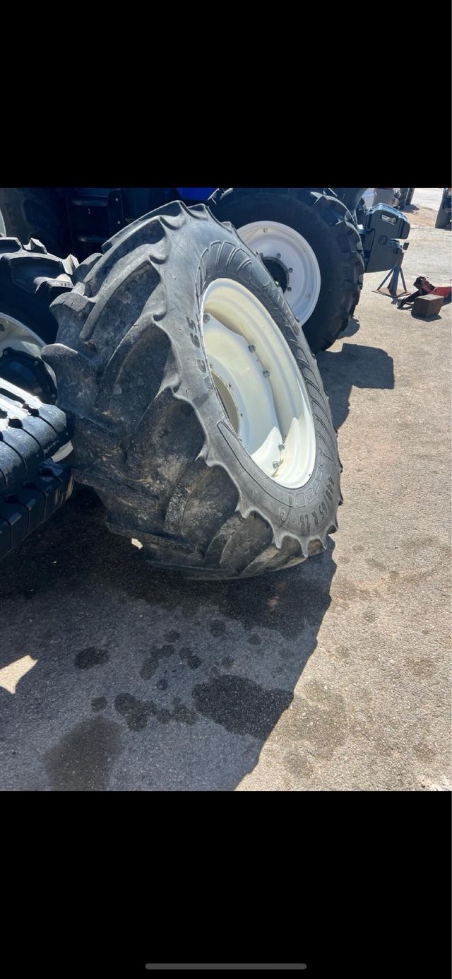 Rueda de tractor En VENTA