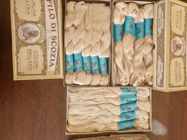 Matassine filo di scozia per uncinetto.