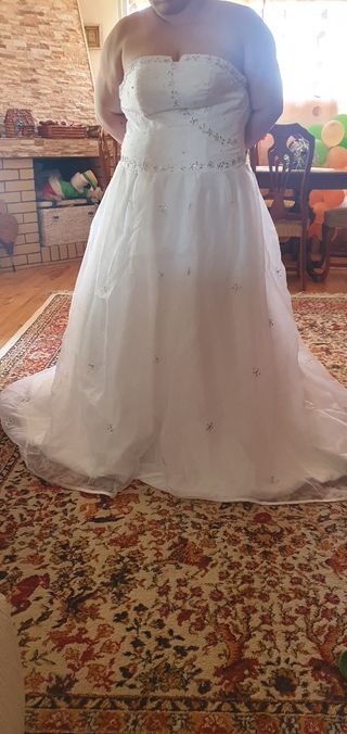 Vestido novia con can can