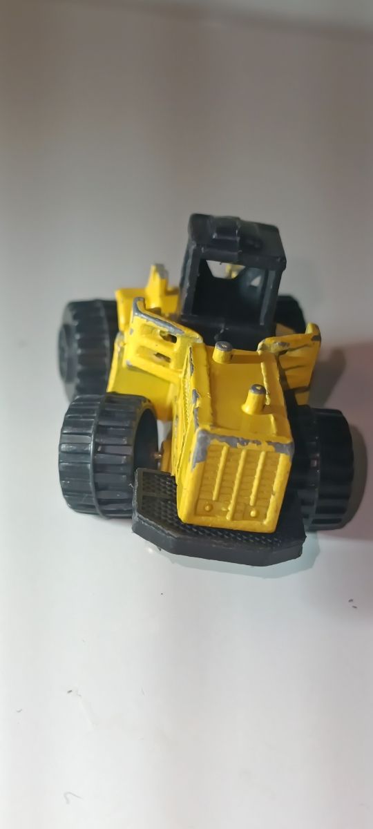 ZEE TOYS P379 VINTAGE 1/64