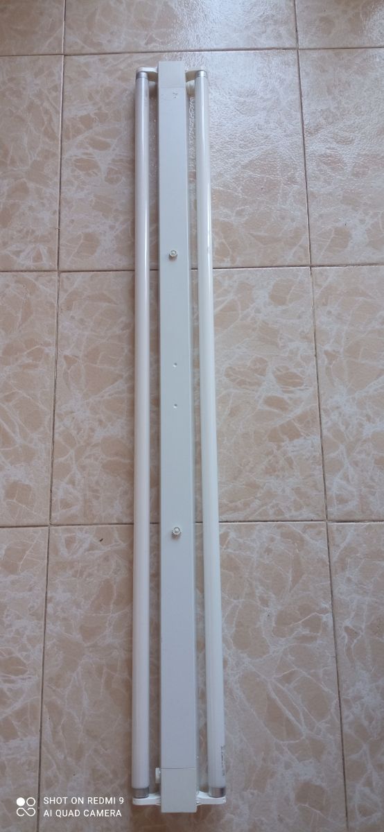 Plafón de 2 tubos nuevos