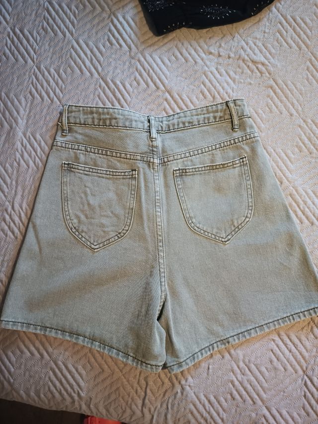 Shorts verde militare chiaro, taglia XS