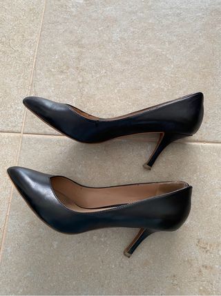 Stilettos color negro