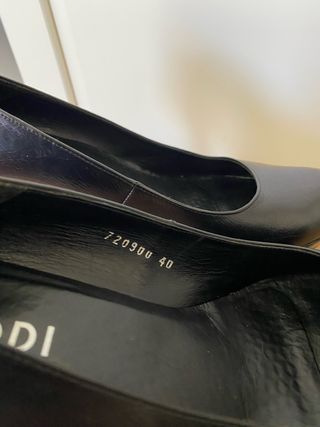 Zapatos altos de tacón