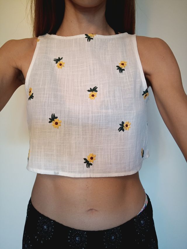 Top Crop bianco Shein, taglia XS