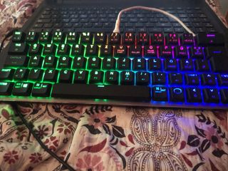 Teclado cooler master sk620 gaming