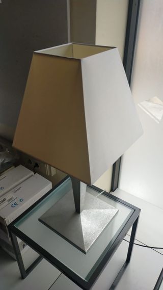 Lámpara sobremesa plata vieja