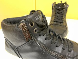  ZAPATILLAS   - BOTINES    GUESS   POLI  PIEL  