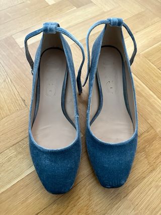 Zapato tercipelo mango