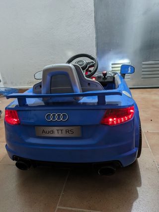 Coche de batería Audi tt