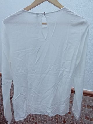 Camiseta blanca lazada Stradivarius S