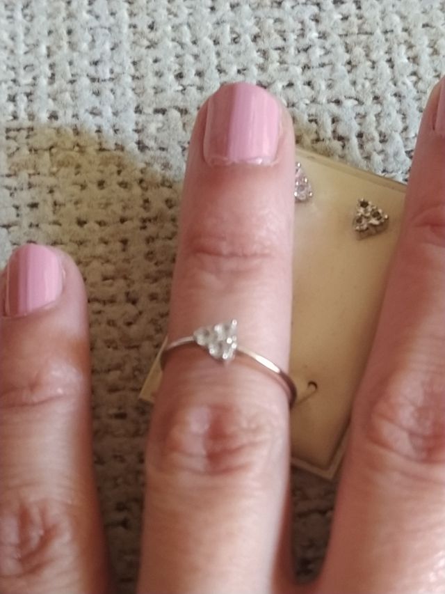 Juego de anillo y pendientes