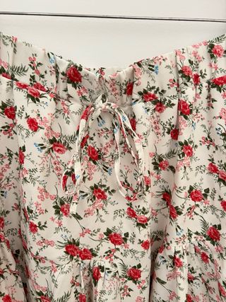 Conjunto crop top flores SheIn