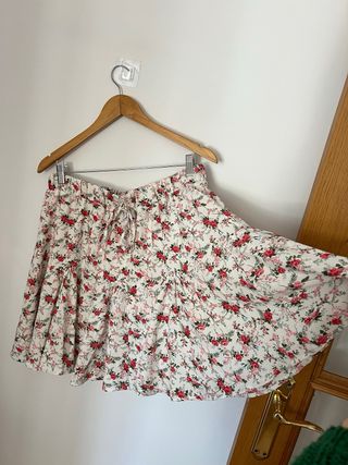 Conjunto crop top flores SheIn