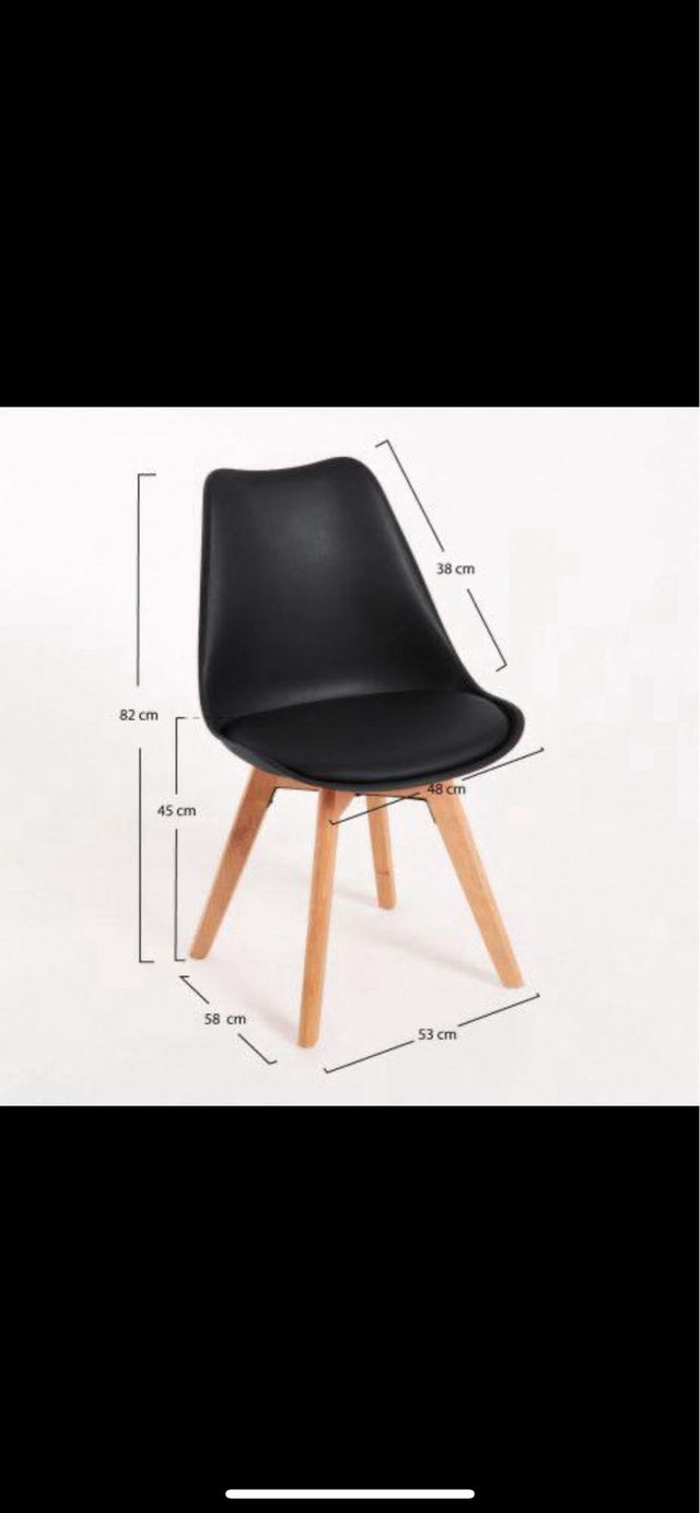 Silla nordica acolchada negra