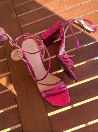 Sandalias fucsia