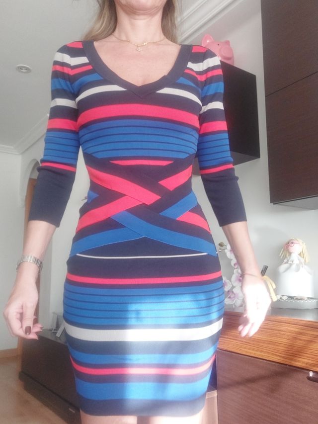 Vestido ceñido Morgan