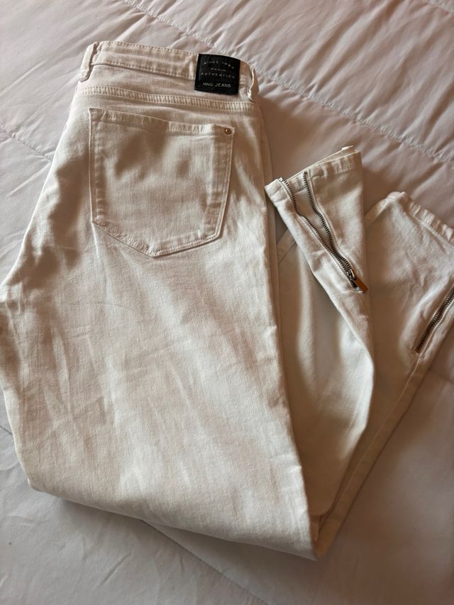 jeans blanco de Mango