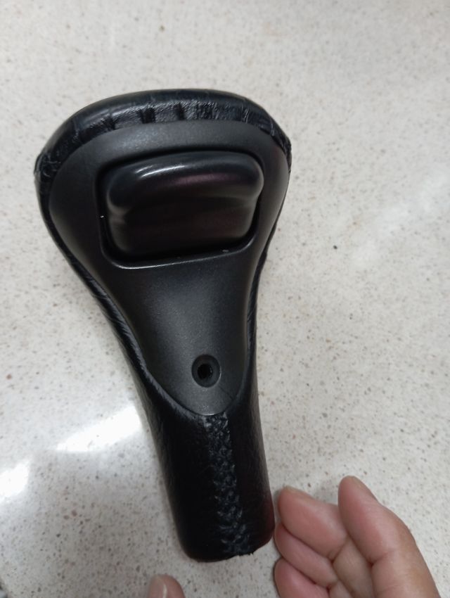 Pomo en piel para P38 Land Rover