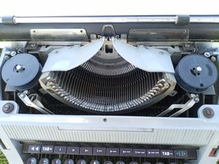 Maquina Escribir Hispano Olivetti