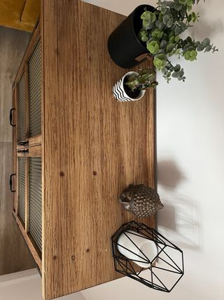 Mueble de diseño Gato Pretto (edición limitada)