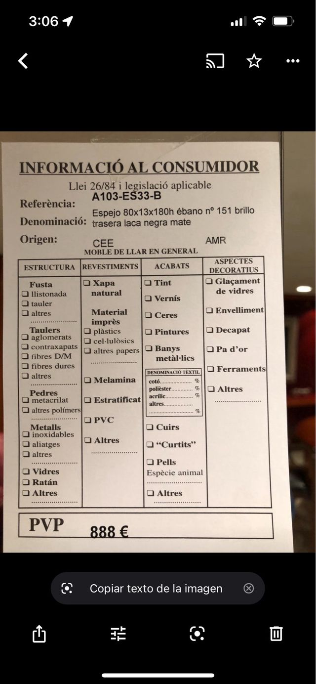 Espelho de qualidade com detalhes em madeira de mogno