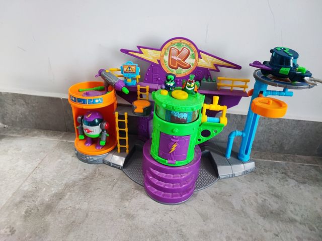 Laboratorio Superthing