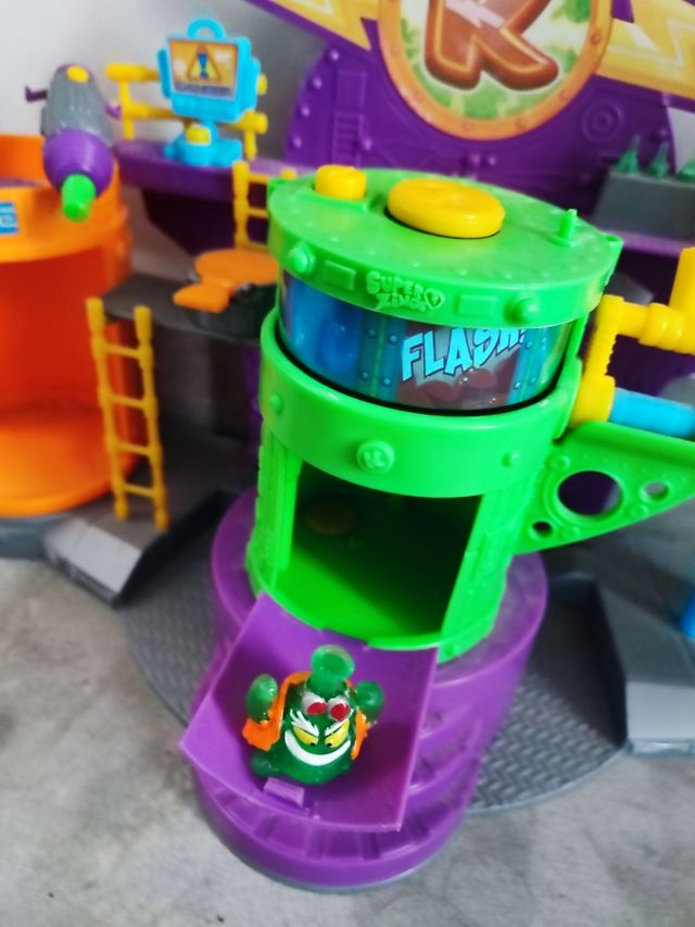 Laboratorio Superthing