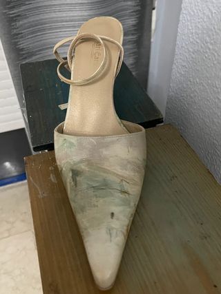 Zapatos verdes con tacón cómodo 