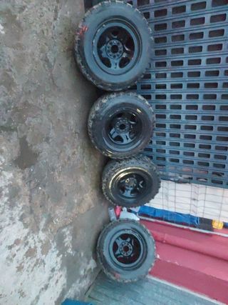 Neumático 4x4 