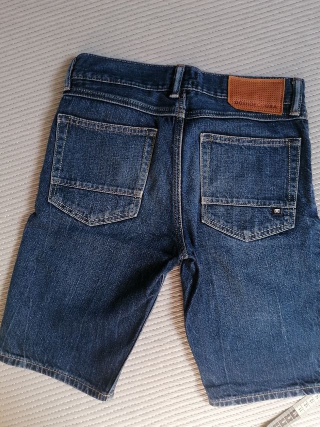 Pantalón vaquero corto niño DC