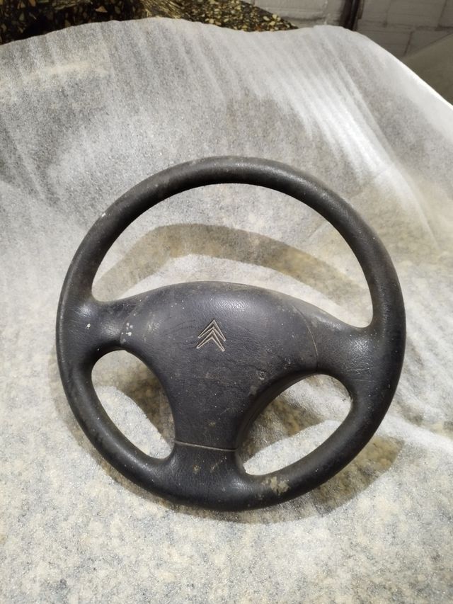 Volante Citroën saxo