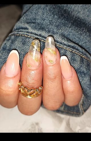 Hago uñas acrílicas y semi