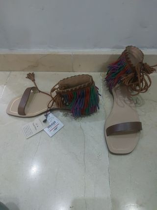 Sandalia plana piel