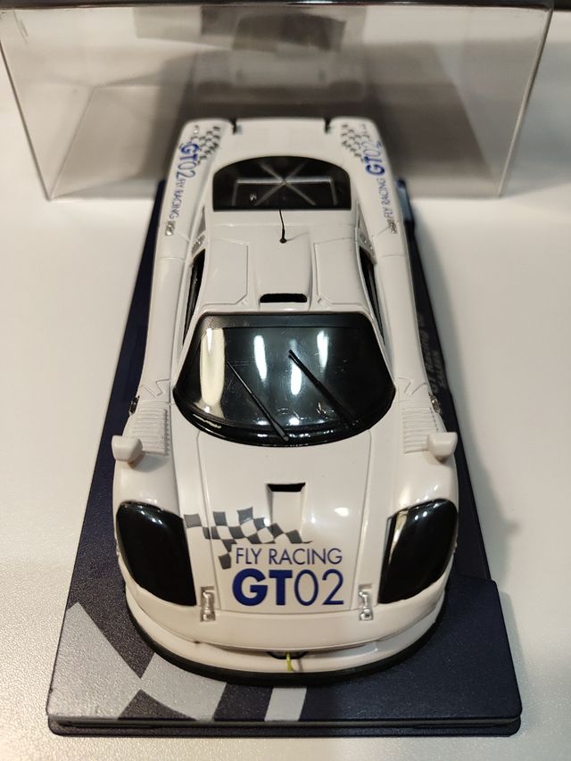 Saleen S7 de FLY GT RACING