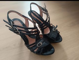 Sandalias