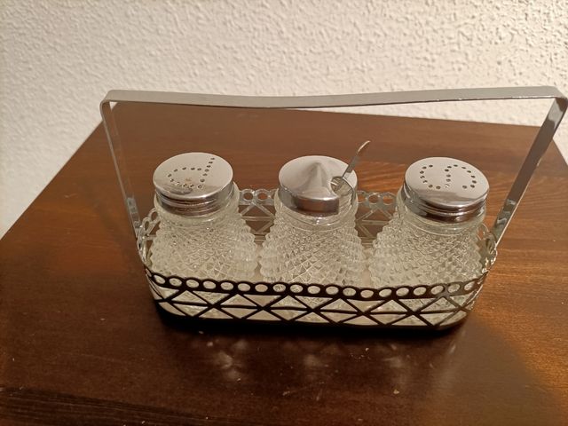 Frascos sal y pimienta