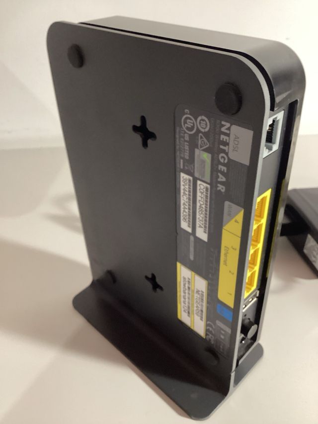  MODEM NETGEAR N300 COMPLETO PRATICAMENTE NUOVO