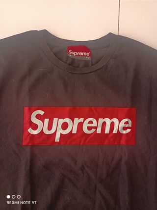 Camiseta Suprema negra