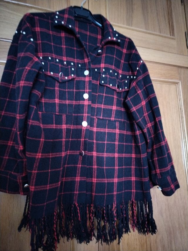 Sobrecamisa con flecos