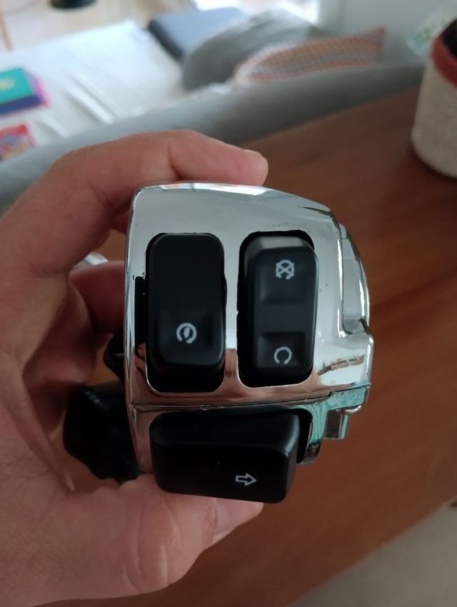 2 PIÑAS HD CROMADAS - nuevas