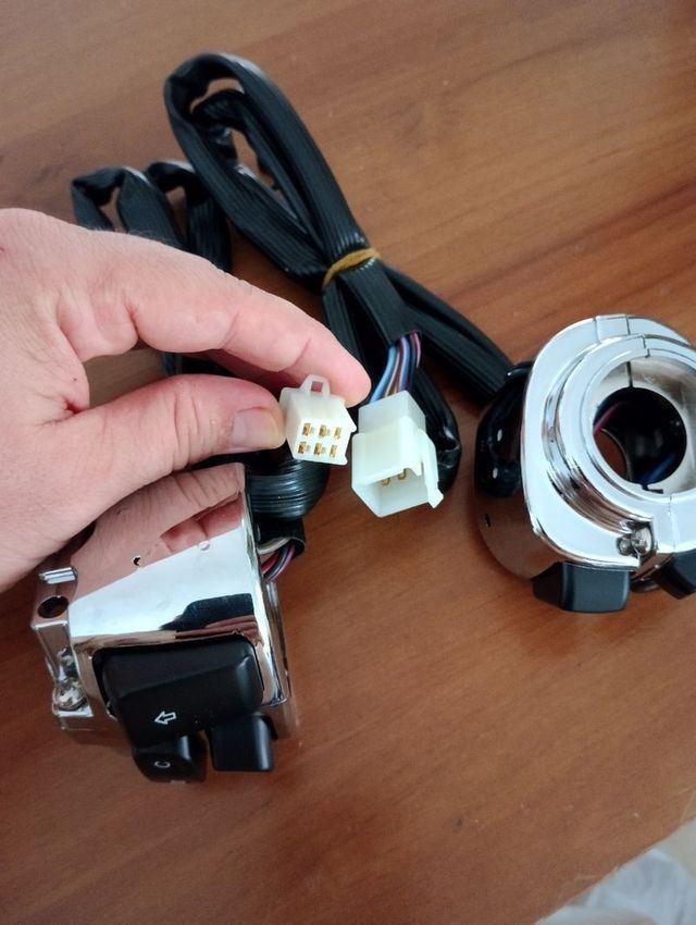 2 PIÑAS HD CROMADAS - nuevas