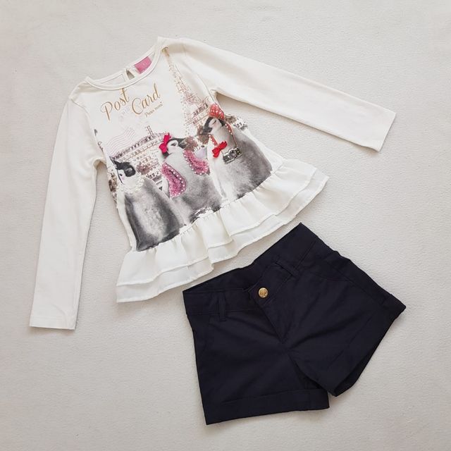 Conjunto camiseta combinada perlas y volantes