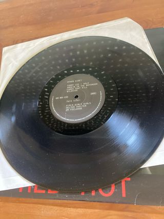 Mötley Crüe Red Hot 2 LPs