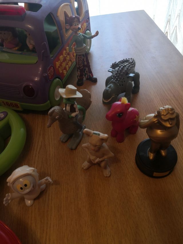 Lote de juguetes variados