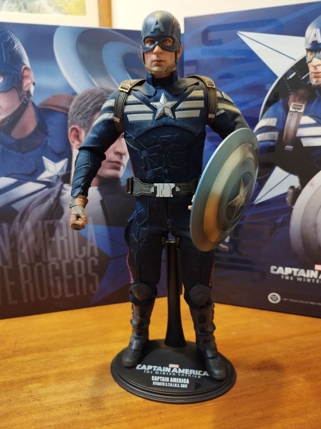 Personaggio di Capitan America 1/6 Hot toys