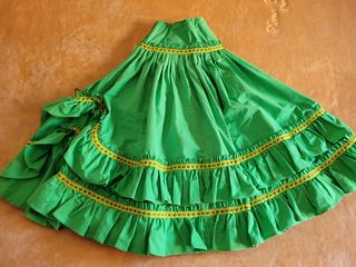 Falda flamenca niña con mantoncillo