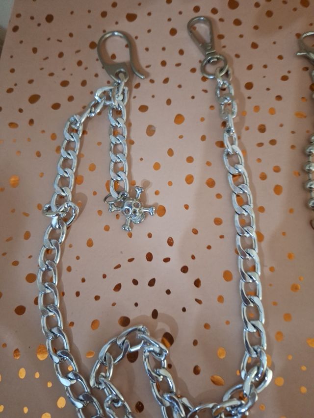 Catena abbellimento pantalone