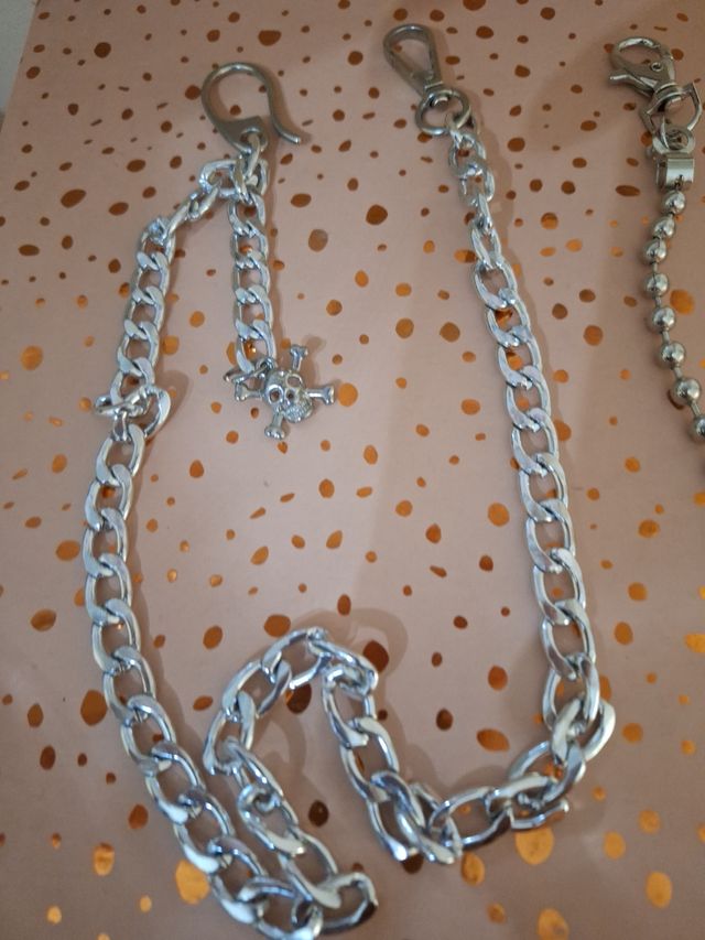 Catena abbellimento pantalone