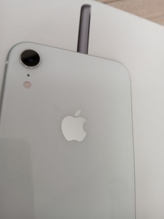 Iphone XR y carcasas nuevas variadas